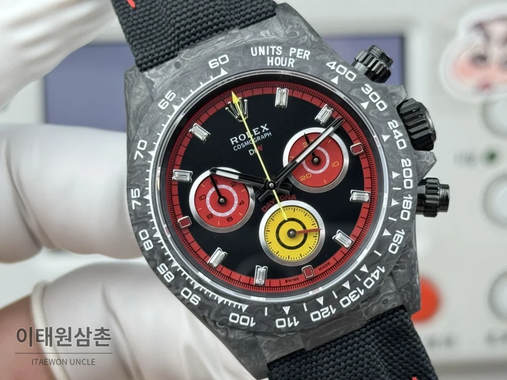 롤렉스 데이토나 카본파이버 크로노그래프 오토매틱 40mm 블랙 블랙 나일론 스트랩