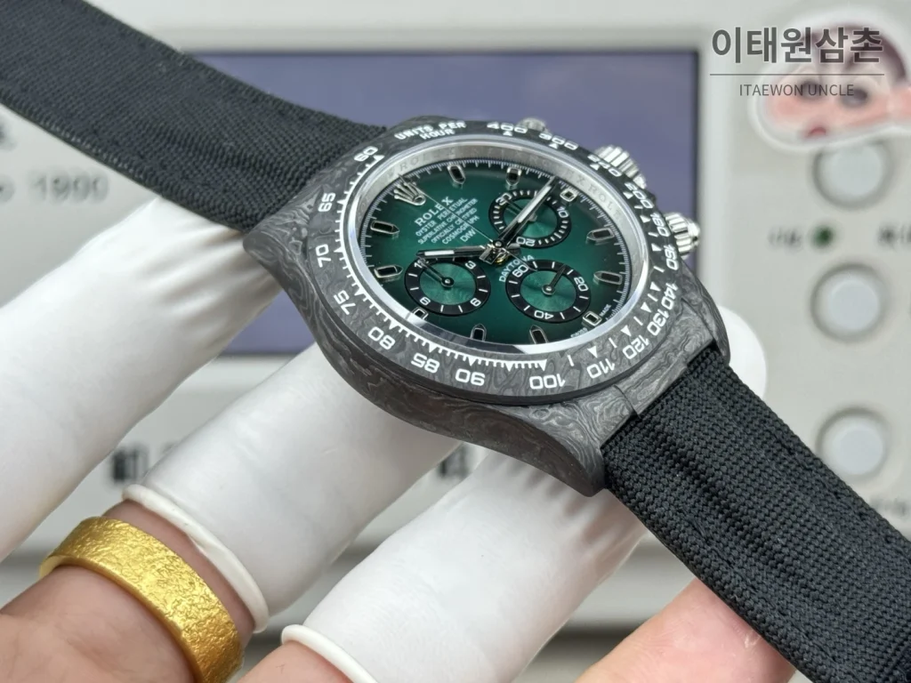 롤렉스 데이토나 카본파이버 크로노그래프 오토매틱 40mm 블랙 블랙 나일론 스트랩 (2)