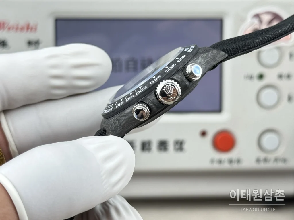 롤렉스 데이토나 카본파이버 크로노그래프 오토매틱 40mm 블랙 블랙 나일론 스트랩 (2)