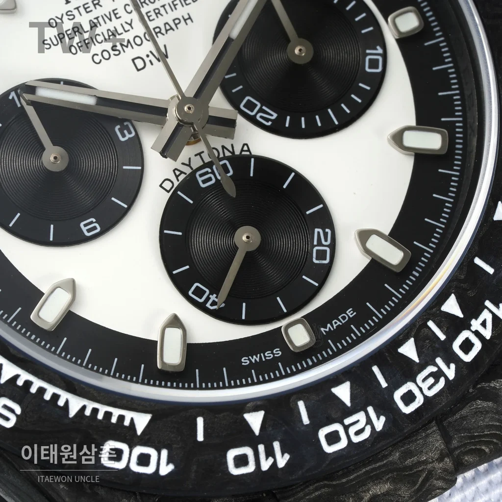 롤렉스 데이토나 카본 파이버 야광 케이스 크로노그래프 오토매틱 40mm 카본 블랙 화이트 나일론 스트랩 블랙 베젤