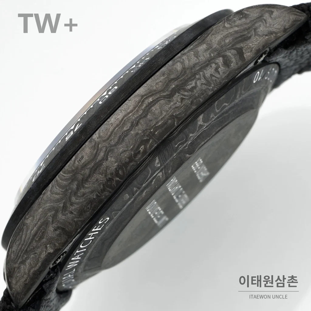 롤렉스 데이토나 카본 파이버 야광 케이스 크로노그래프 오토매틱 40mm 카본 블랙 블랙 나일론 스트랩 블랙 베젤