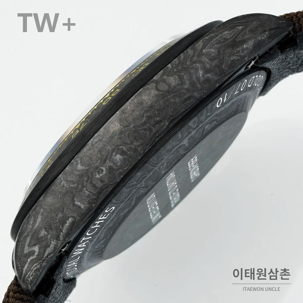 롤렉스 데이토나 카본 파이버 야광 케이스 크로노그래프 오토매틱 40mm 카본 블랙 브라운 나일론 스트랩 블랙 베젤