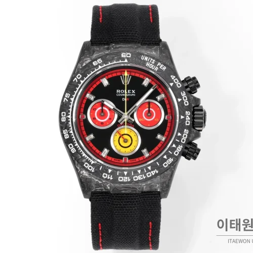 롤렉스 데이토나 크로노그래프 오토매틱 40mm (26) 롤렉스 데이토나 크로노그래프 오토매틱 40mm 블랙 다이얼 블랙 나일론 스트랩 블랙 베젤 카본 케이스 (4)
