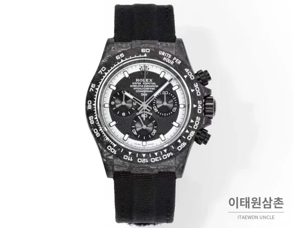 롤렉스 데이토나 크로노그래프 오토매틱 40mm (4) 롤렉스 데이토나 크로노그래프 오토매틱 40mm 블랙 다이얼 블랙 나일론 스트랩 그레이 베젤 카본 케이스