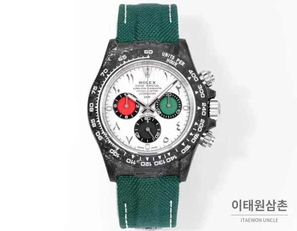 롤렉스 데이토나 크로노그래프 오토매틱 40mm 롤렉스 데이토나 크로노그래프 오토매틱 40mm 화이트 다이얼 그린 나일론 스트랩 블랙 베젤 카본 케이스