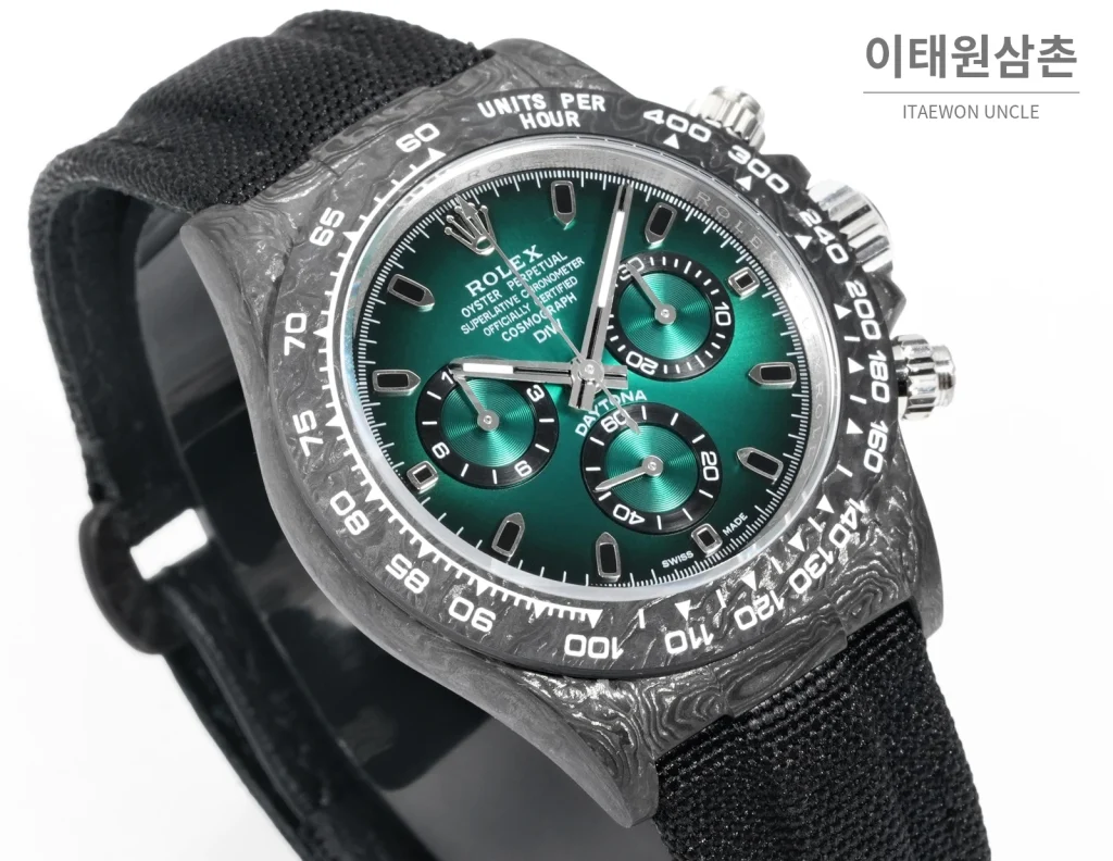 롤렉스 데이토나 크로노그래프 오토매틱 40mm 그린 다이얼 블랙 나일론 스트랩 블랙 베젤 카본 케이스 (2)