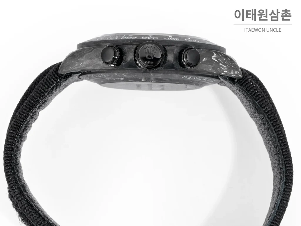 롤렉스 데이토나 크로노그래프 오토매틱 40mm 블랙 다이얼 블랙 나일론 스트랩 블랙 베젤 카본 케이스 (4)