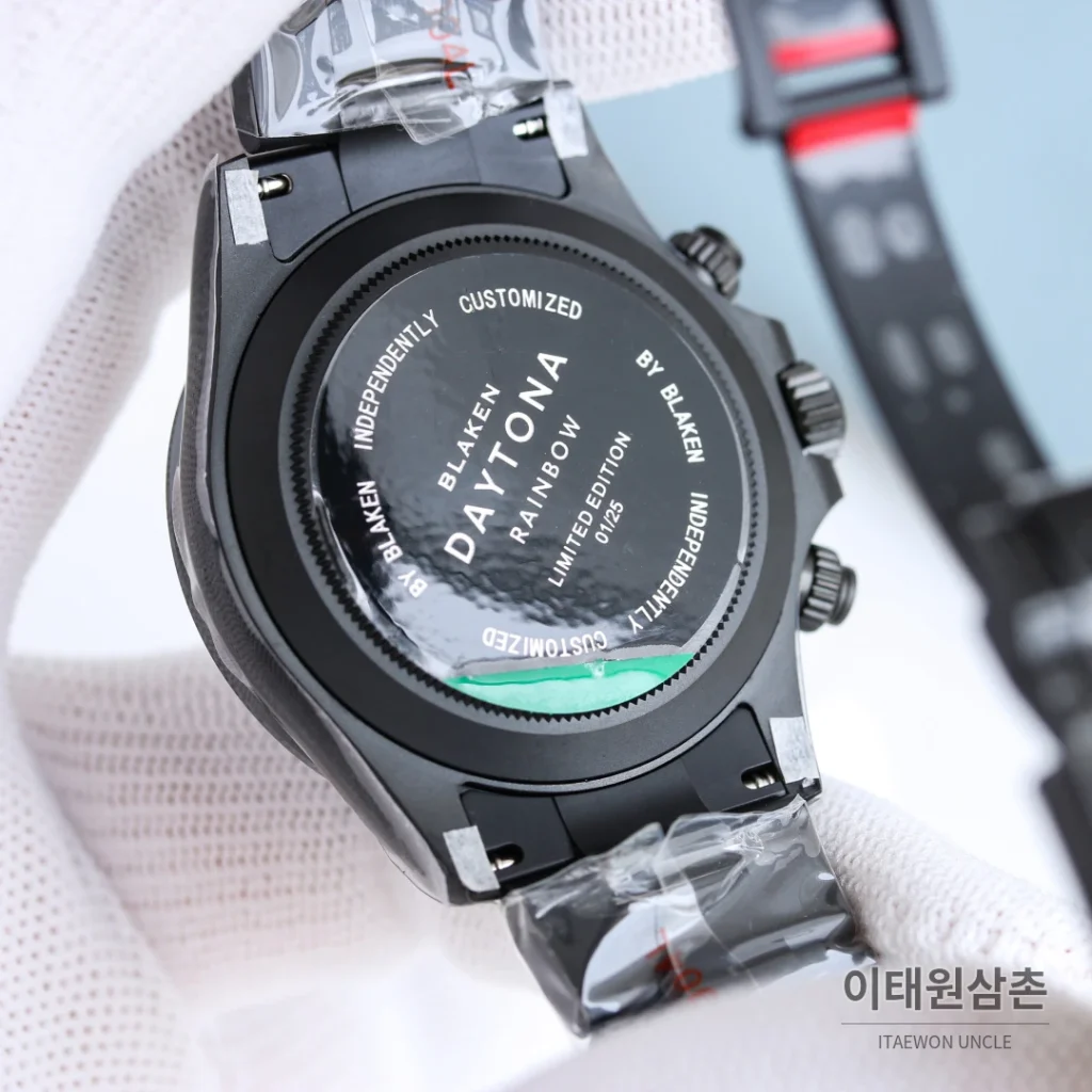 롤렉스 데이토나 크로노그래프 오토매틱 40mm 블루 다이얼 세라믹 브레이슬릿 블랙 베젤 세라믹 케이스