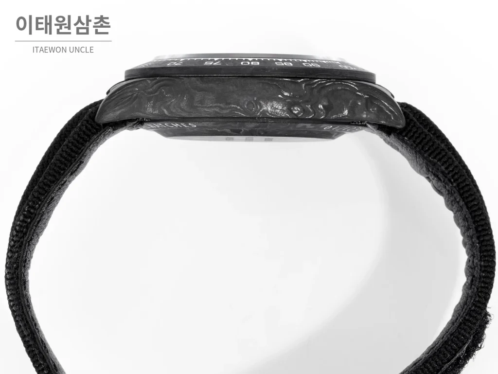 롤렉스 데이토나 크로노그래프 오토매틱 40mm 그린 다이얼 블랙 나일론 스트랩 블랙 베젤 카본 케이스 (2)