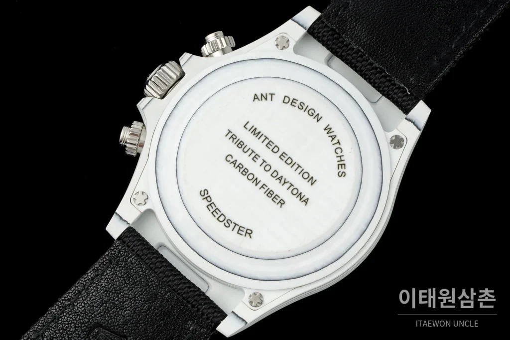 롤렉스 데이토나 크로노그래프 오토매틱 40mm 화이트 다이얼 블랙 나일론 스트랩 블랙 베젤 카본 케이스 (2)