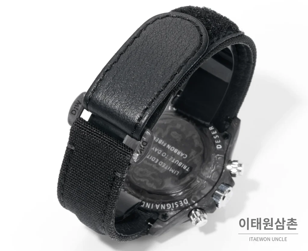 롤렉스 데이토나 크로노그래프 오토매틱 40mm 그린 다이얼 블랙 나일론 스트랩 블랙 베젤 카본 케이스 (2)