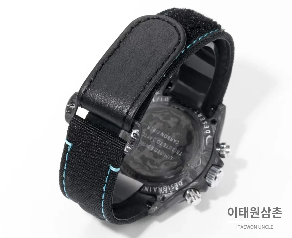 롤렉스 데이토나 크로노그래프 오토매틱 40mm 아이스블루 다이얼 블랙 나일론 스트랩 그레이 베젤 카본 케이스
