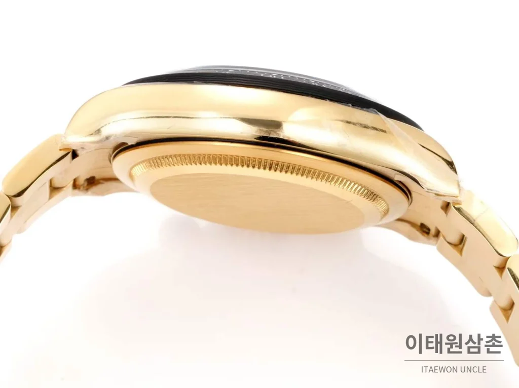 롤렉스 데이토나 크로노그래프 오토매틱 스켈레톤 다이얼 골드 브레이슬릿 블랙 베젤