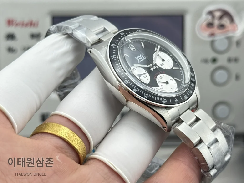 롤렉스 데이토나 뉴먼 팬더다이얼 핸드와인딩 크로노그래프 37mm (2)