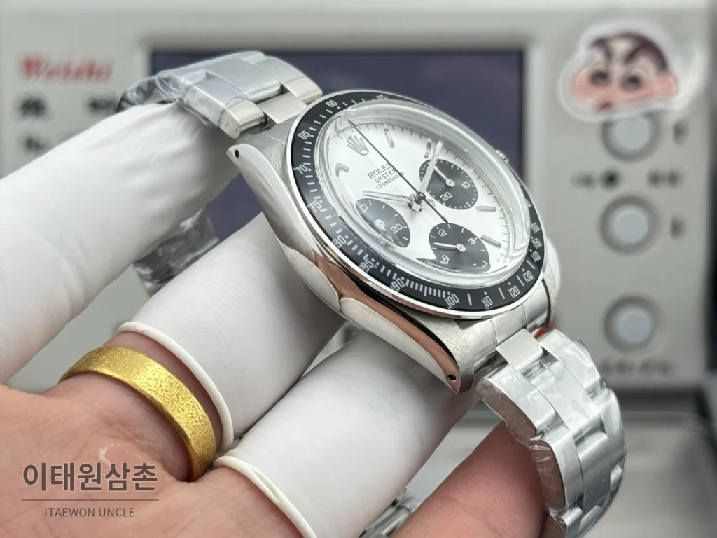 롤렉스 데이토나 뉴먼 팬더다이얼 핸드와인딩 크로노그래프 37mm (4)