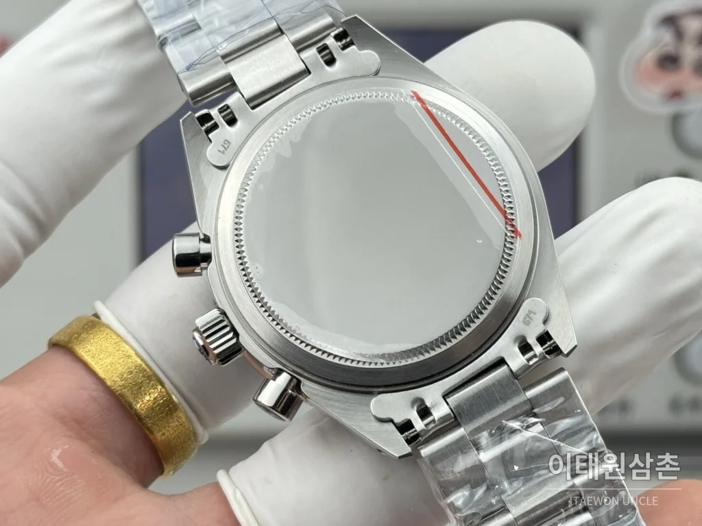 롤렉스 데이토나 뉴먼 팬더다이얼 핸드와인딩 크로노그래프 37mm (6)