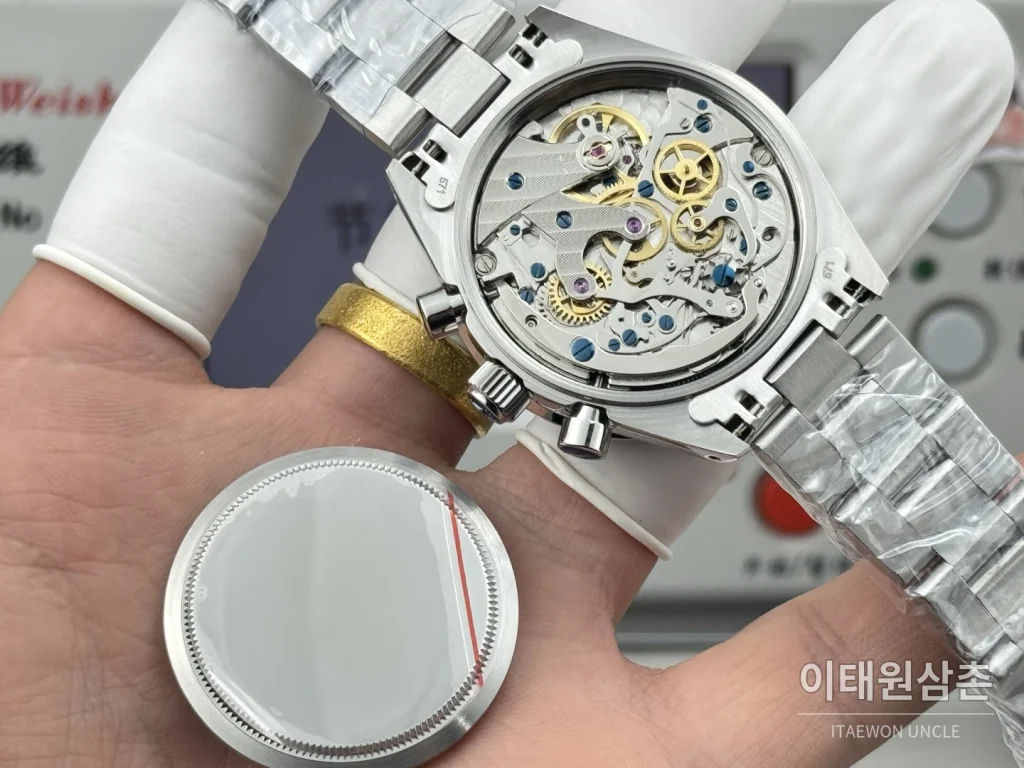 롤렉스 데이토나 뉴먼 팬더다이얼 핸드와인딩 크로노그래프 37mm (7)