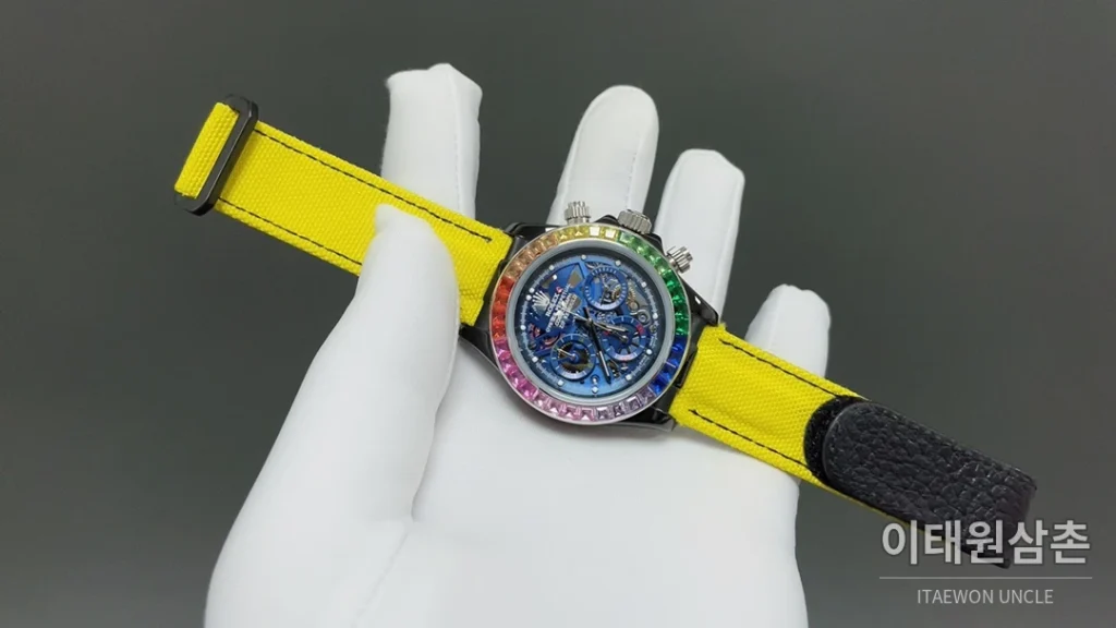 롤렉스 데이토나 크로노그래프 쿼츠 43mm 블루 다이얼 옐로우 나일론 스트랩