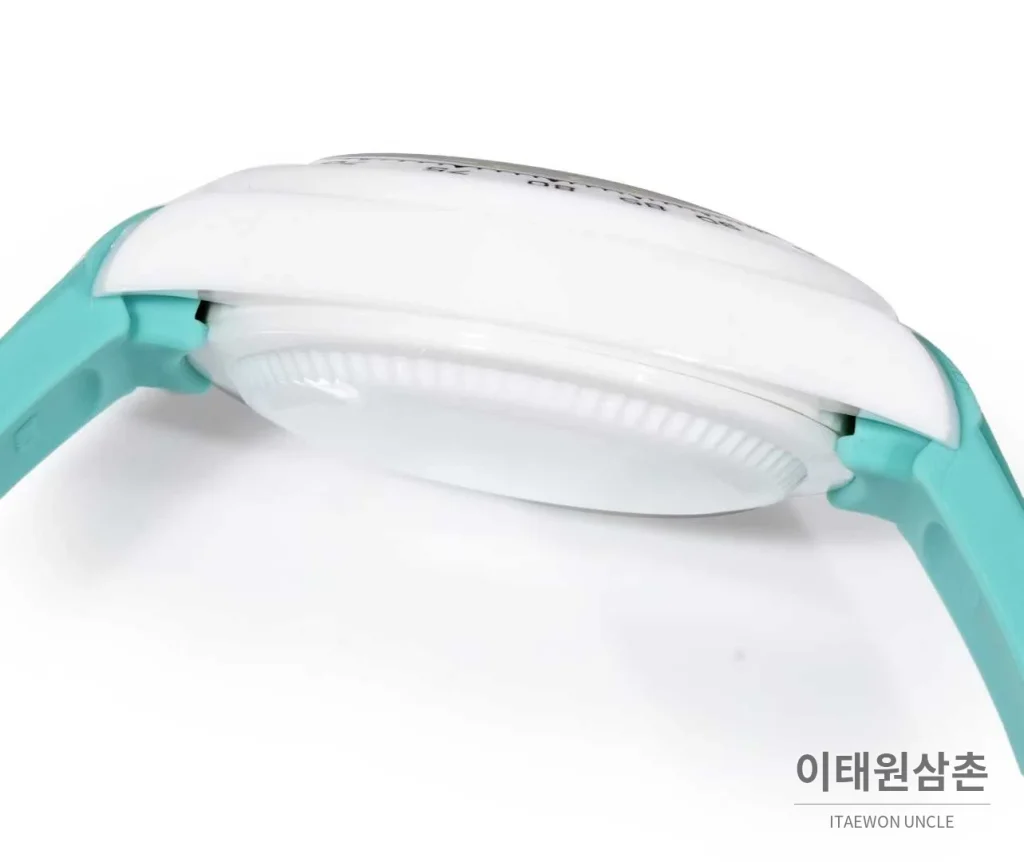 롤렉스 데이토나 러버밴드 블랙다이얼 크로노그래프 오토매틱 40mm 화이트 베젤 (3)