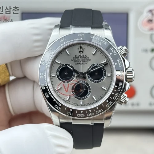 롤렉스 데이토나 실버베젤 샴페인그레이크로노그래프 오토매틱 40mm 롤렉스 데이토나 실버베젤 샴페인그레이크로노그래프 오토매틱 40mm