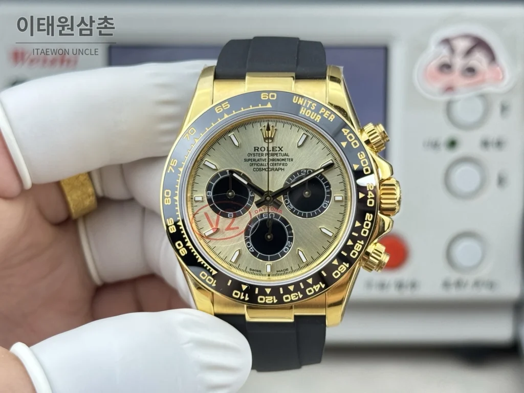 롤렉스 데이토나 옐로우골드 블랙세라믹 크로노그래프 오토매틱 40mm