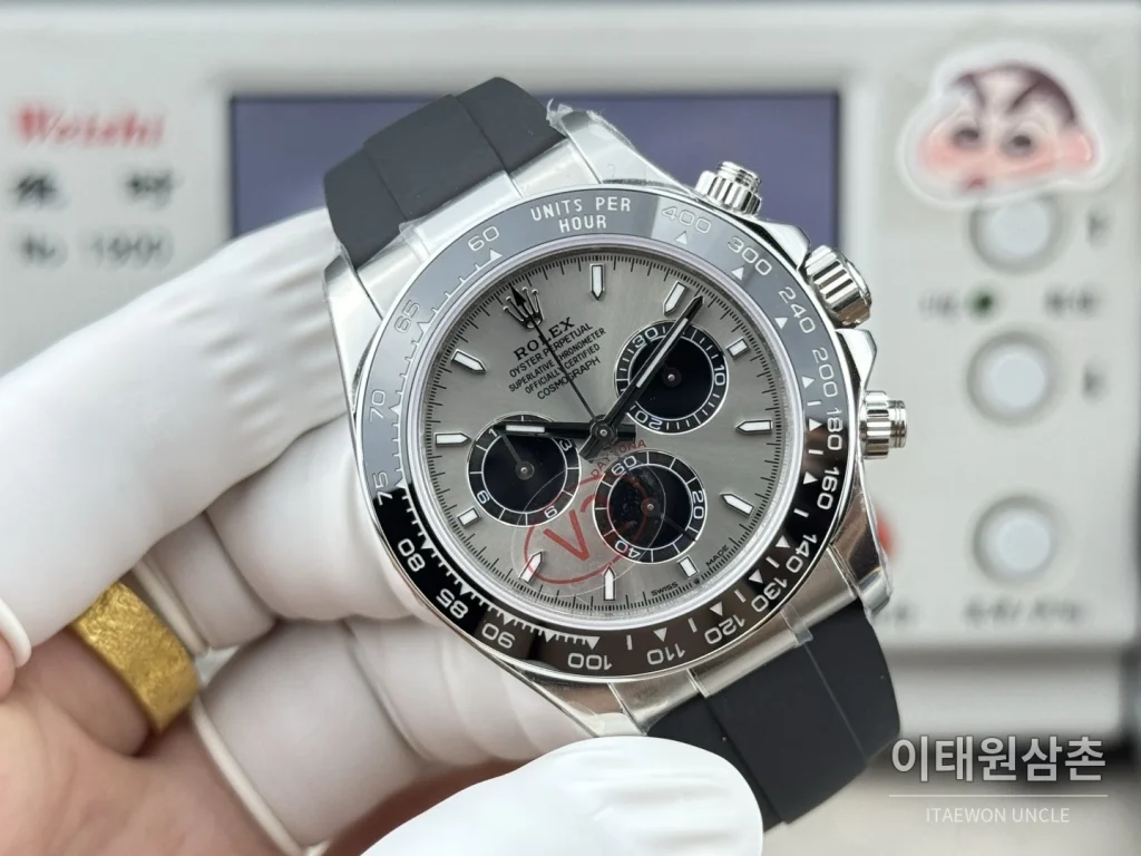 롤렉스 데이토나 실버베젤 샴페인그레이크로노그래프 오토매틱 40mm
