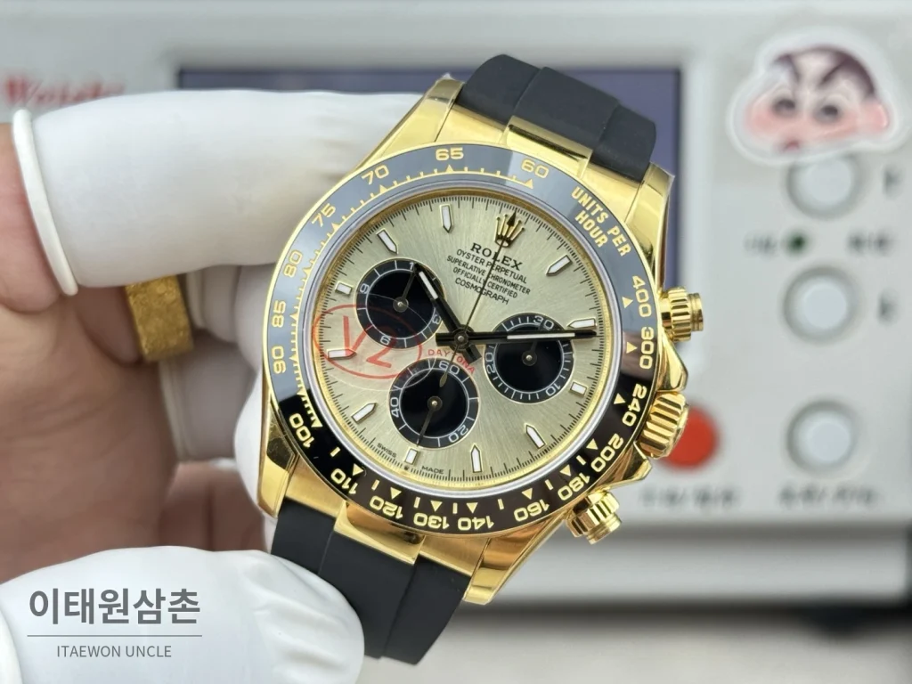 롤렉스 데이토나 옐로우골드 블랙세라믹 크로노그래프 오토매틱 40mm