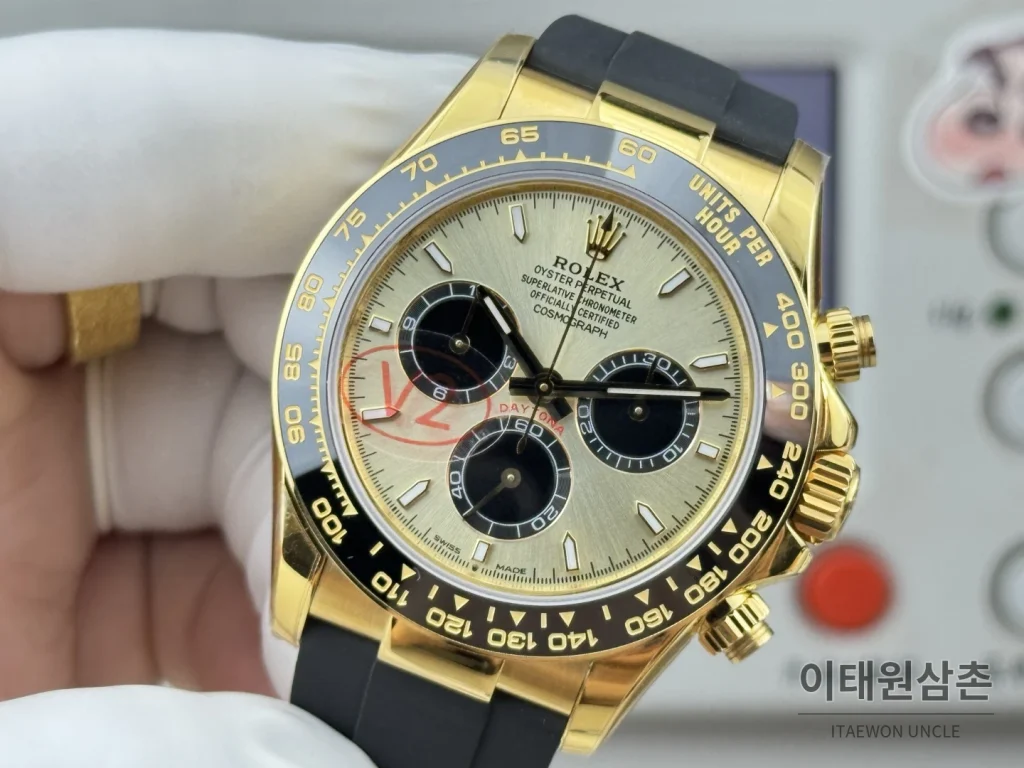 롤렉스 데이토나 옐로우골드 블랙세라믹 크로노그래프 오토매틱 40mm