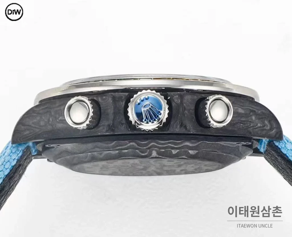 롤렉스 DIW 카본 레인보우베젤 데이토나 크로노그래프 블랙 다이얼 아이스블루 나일론 스트랩