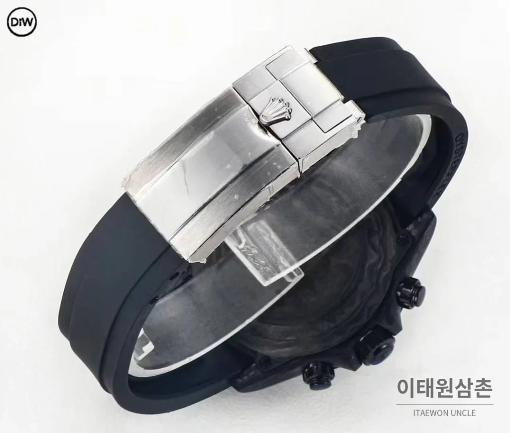 롤렉스 DIW 카본 레인보우베젤 데이토나 크로노그래프 아이스블루 다이얼 블랙 러버 스트랩
