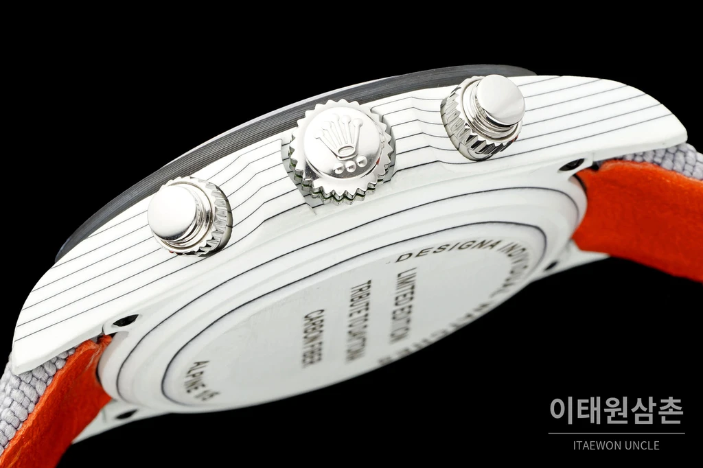 롤렉스 DIW 데이토나 카본 화이트다이얼 그린포인트 그레이 스트랩 크로노그래프 40mm