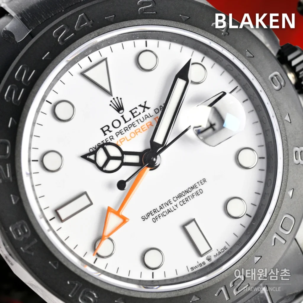롤렉스 익스플로러2 블라켄 DLC 블랙 GMT 오토매틱 42mm 화이트 다이얼