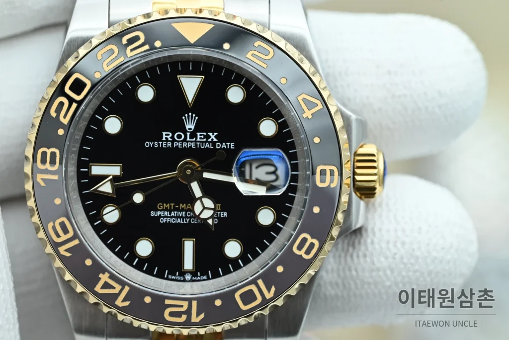 롤렉스 GMT마스터 II 오토매틱 40mm 블랙 다이얼 투톤 브레이슬릿 그레이 베젤