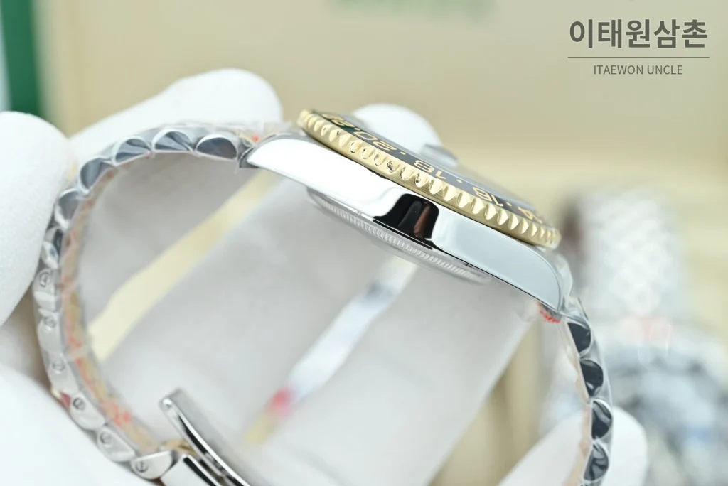 롤렉스 GMT마스터 II 오토매틱 40mm 블랙 다이얼 투톤 브레이슬릿 그레이 베젤