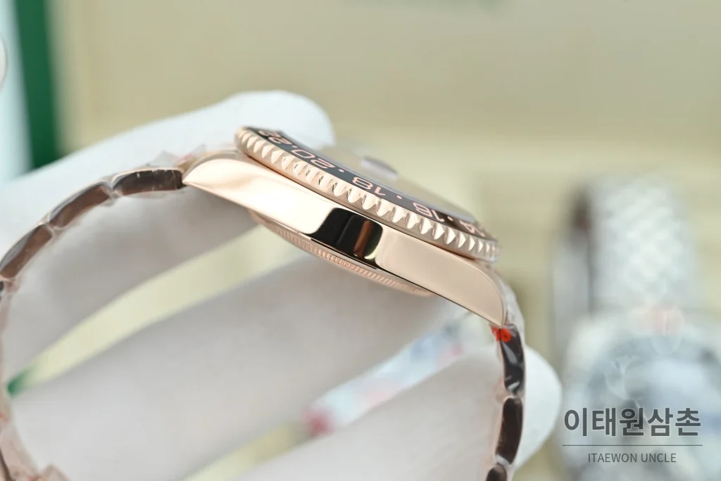 롤렉스 GMT마스터 II 오토매틱 40mm 멀티컬러 다이얼 로즈골드 브레이슬릿 블랙 베젤