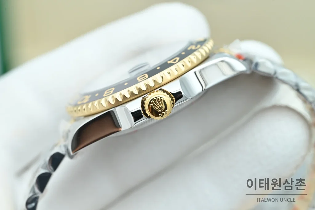 롤렉스 GMT마스터 II 오토매틱 40mm 블랙 다이얼 투톤 브레이슬릿 그레이 베젤