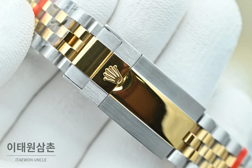 롤렉스 GMT마스터 II 오토매틱 40mm 블랙 다이얼 투톤 브레이슬릿 그레이 베젤