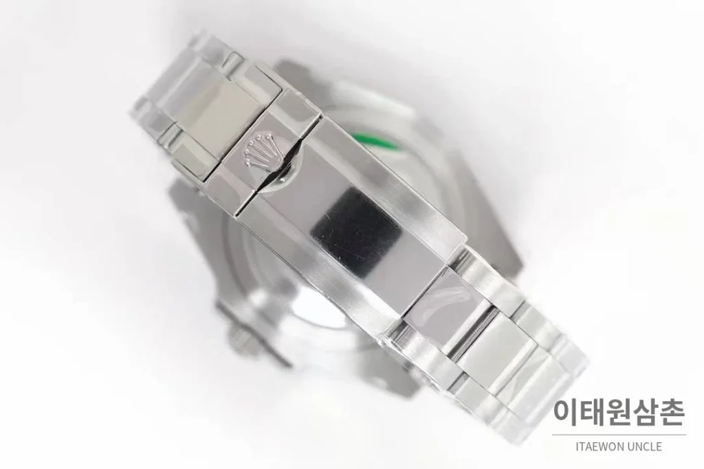 롤렉스 GMT 마스터 II 레프트핸드 스프라이트 그린 블랙 베젤 오토매틱 40mm 블랙 / 그린