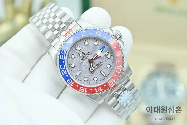 롤렉스 GMT마스터Ⅱ 운석다이얼 레드블루베젤 오토매틱 40mm
