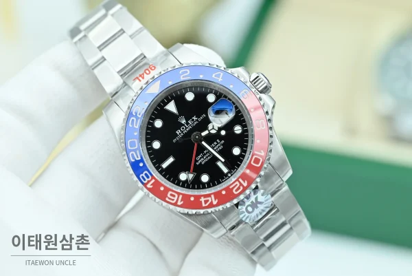 롤렉스 GMT 마스터 II 펩시 블랙다이얼 세라믹베젤 오토매틱 40mm 롤렉스 GMT 마스터 II 펩시 블랙다이얼 세라믹베젤 오토매틱 40mm