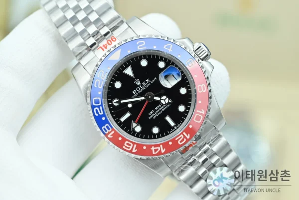 롤렉스 GMT마스터Ⅱ 펩시 블랙다이얼 쥬빌리 40mm 롤렉스 GMT마스터Ⅱ 펩시 블랙다이얼 쥬빌리 40mm