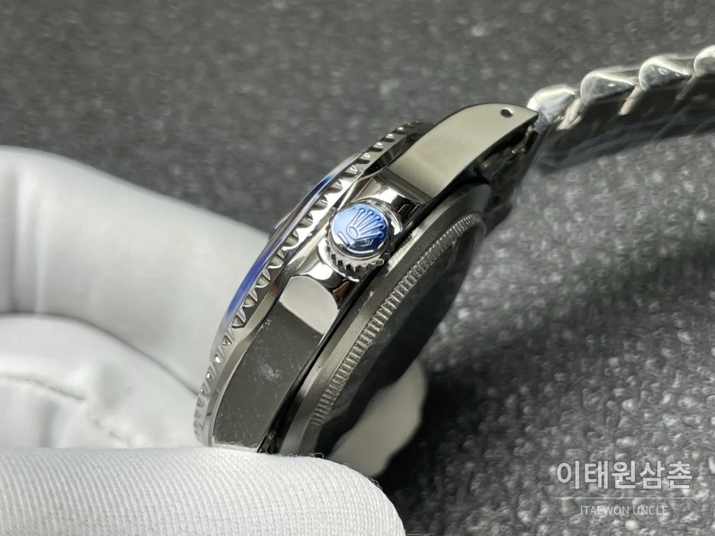 롤렉스 GMT 마스터2 팹시 블랙베젤 오토매틱 40mm