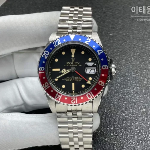 롤렉스 GMT 마스터 II 빈티지 그린베젤 오토매틱 40mm (4) 롤렉스 GMT 마스터 II 빈티지 그린베젤 오토매틱 40mm (4)