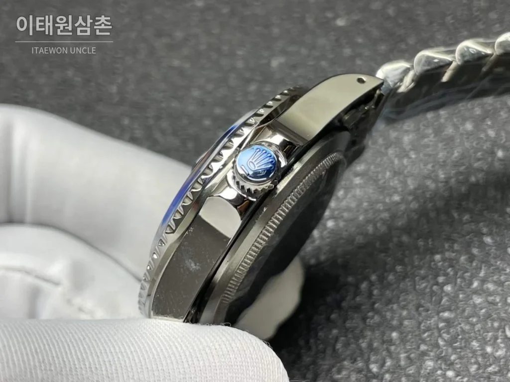 롤렉스 GMT 마스터 II 빈티지 그린베젤 오토매틱 40mm (3)