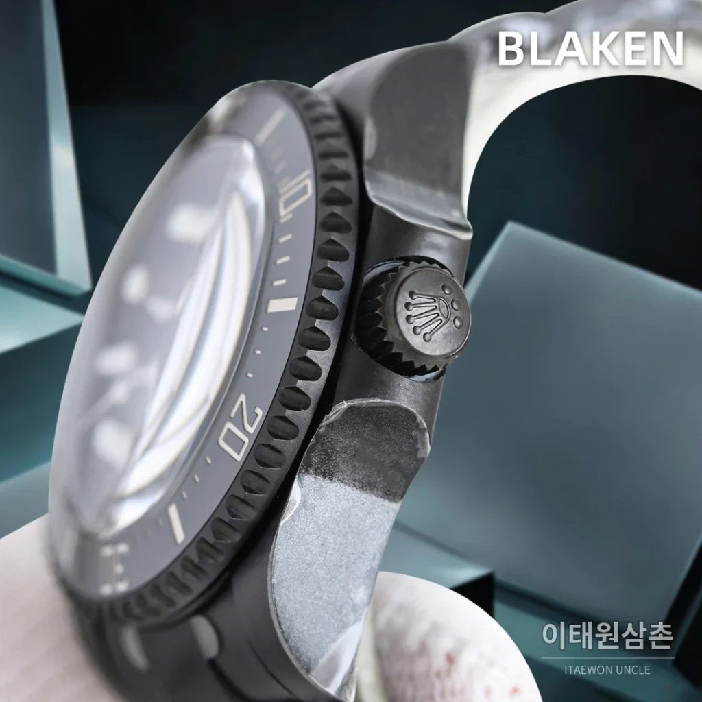 롤렉스 씨드웰러 딥씨 블라켄 PVD 블랙 다이버 오토매틱 44mm 그린 다이얼 블랙 러버 스트랩