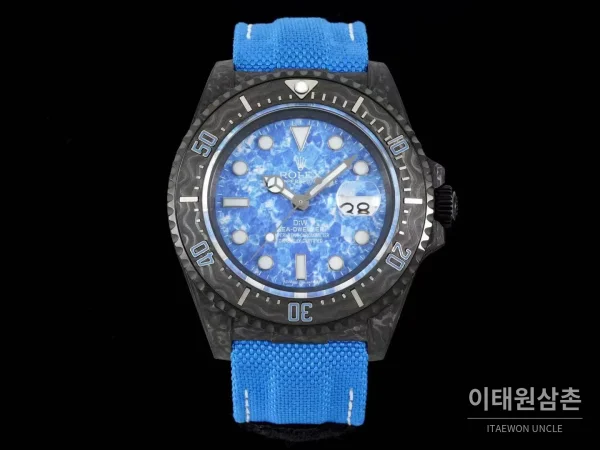 롤렉스 씨드웰러 DiW 카본파이버 블랙다이얼 오토매틱 43mm 블루 나일론 스트랩 블랙 베젤