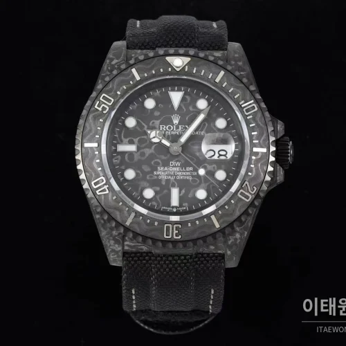 롤렉스 씨드웰러 DiW 카본파이버 블랙다이얼 오토매틱 43mm 블랙 나일론 스트랩 그레이 베젤
