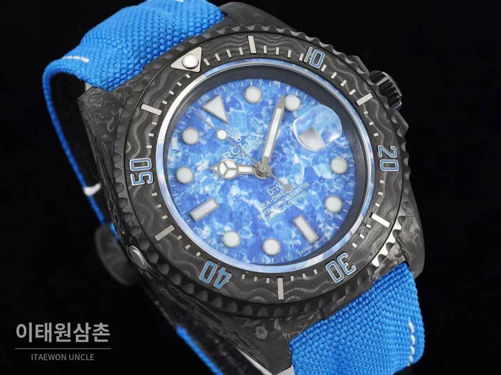 롤렉스 씨드웰러 DiW 카본파이버 블랙다이얼 오토매틱 43mm 블루 나일론 스트랩 블랙 베젤
