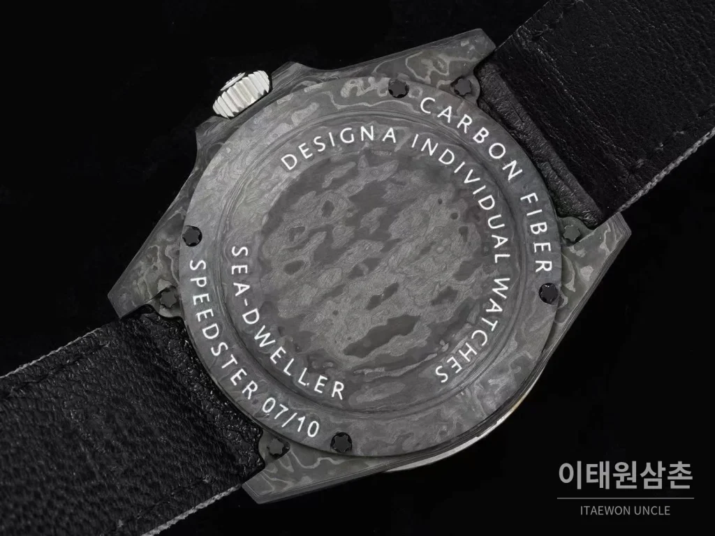 롤렉스 씨드웰러 DiW 카본파이버 블랙다이얼 오토매틱 43mm 그레이 나일론 스트랩 그레이 베젤
