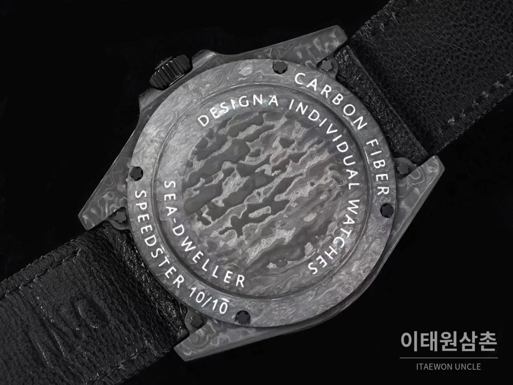 롤렉스 씨드웰러 DiW 카본파이버 블랙다이얼 오토매틱 43mm 블랙 나일론 스트랩 그레이 베젤